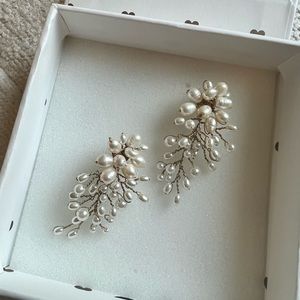 Untamed Petals Moore Earrings - Bridal
